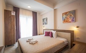 Boulevard Apartments